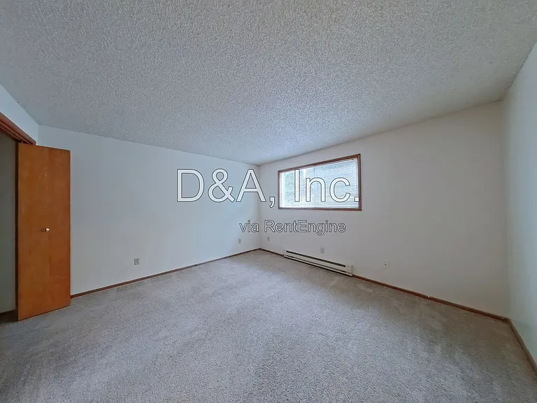 605 NW Kings Blvd #2 — Photo 7
