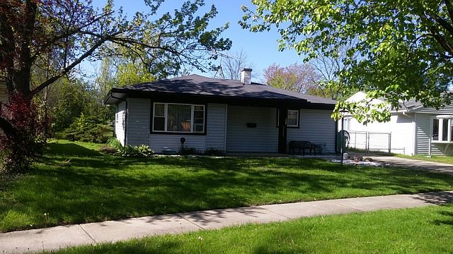 2nd image of 692 Sandra Ln