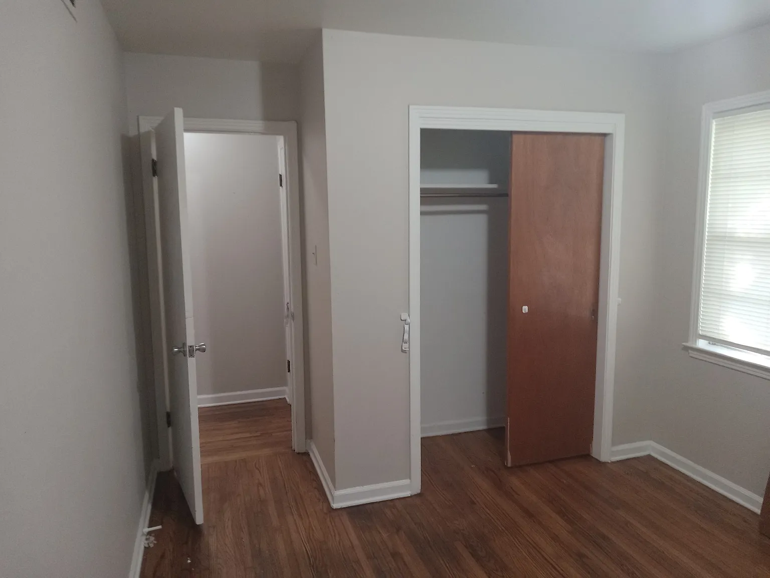 3 bed, 1.5 bath, 1348 sqft, $1,450 — Photo 3
