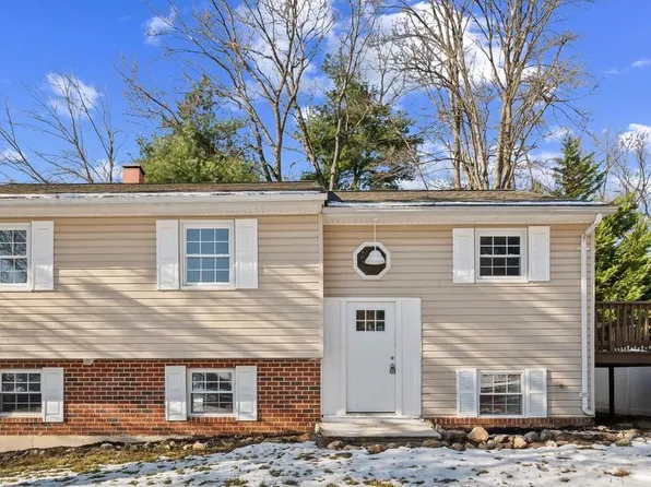 200 Timber Grove Rd, Reisterstown, MD 21136