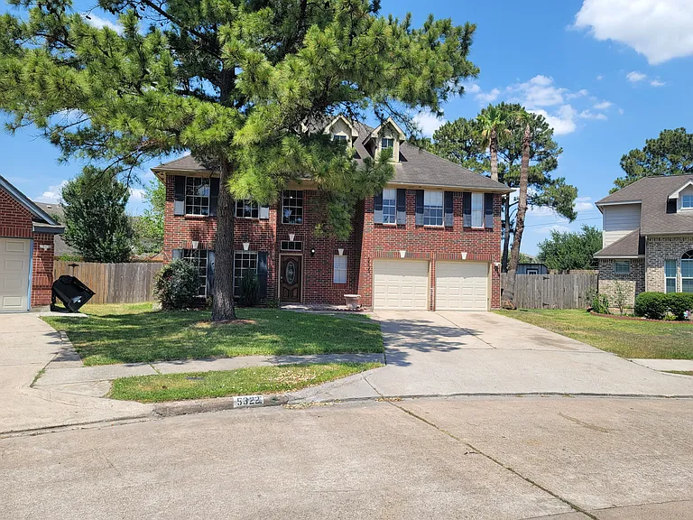 5322 Golden Stream Dr — Photo 3