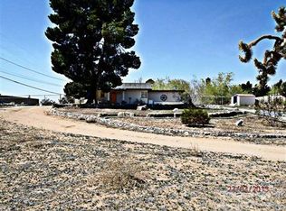 15910 Malahat Rd, Apple Valley, CA 92307