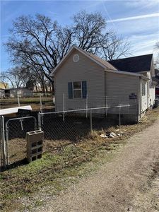 311 Oak St, Dearing, KS, 67340