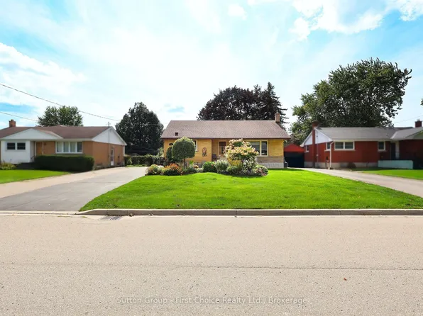59 Easson St, Stratford, ON N5A 1N1