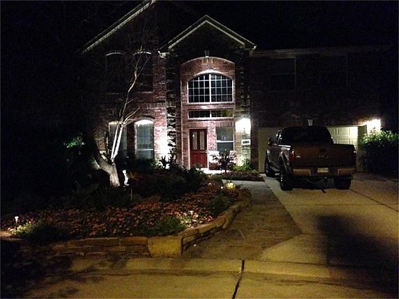 3rd image of 30 Griffin Hill Ct