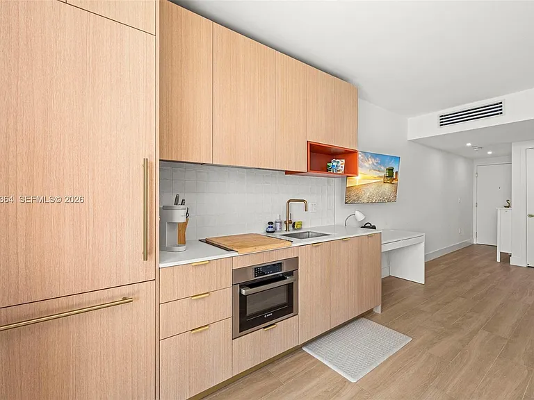 90 NE 32nd St #925 — Photo 5