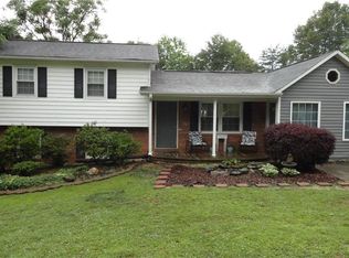 124 Old Pond Rd, Mount Airy, NC 27030