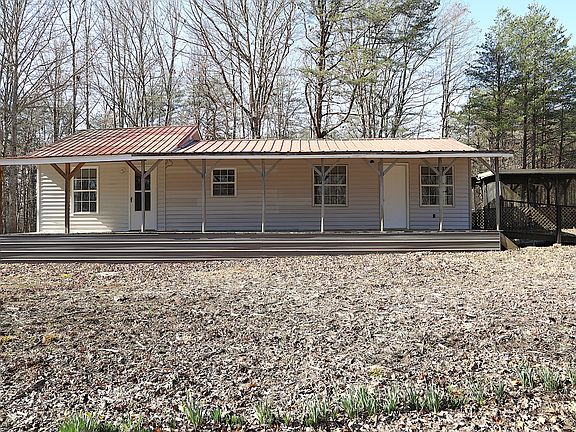 2nd image of 417 Lewis Rd