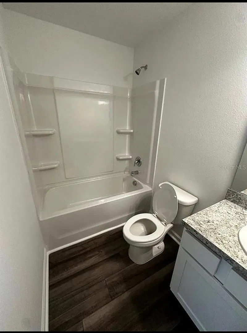 Charming 3BR Townhome in Zephyrhills — Photo 3