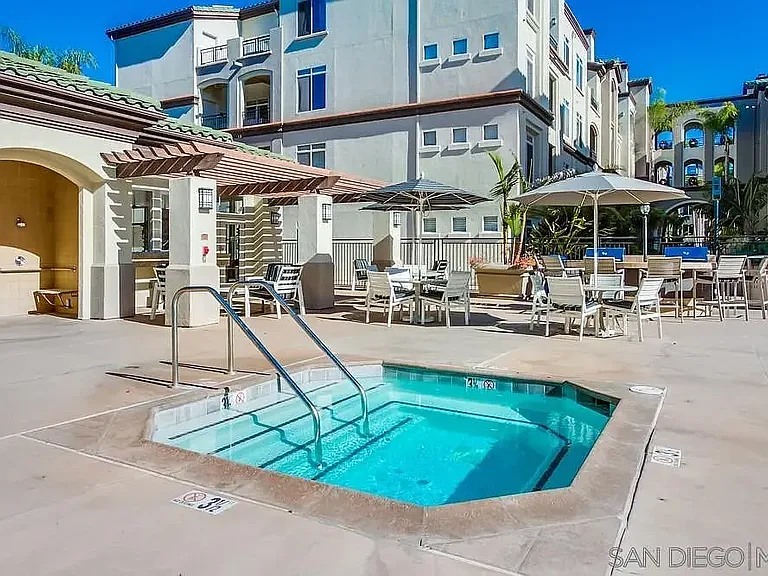 9263 Regents Rd #B207 — Photo 9