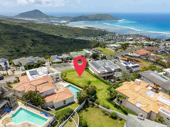 938 Ikena Cir, Honolulu, HI 96821