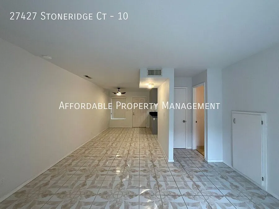 Building Photo - 27427 Stoneridge Ct #10