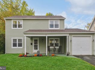 21 Hargrove Ln, Willingboro, NJ
