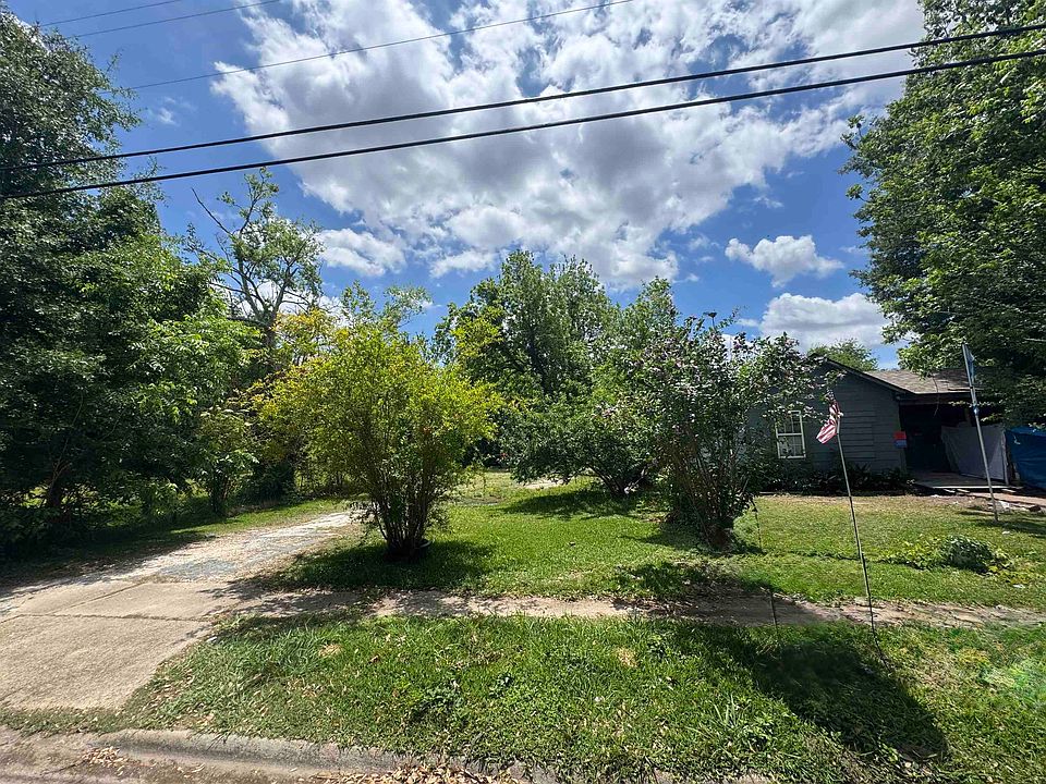 2nd image of 922 Gulf St