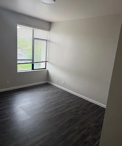 755 Farmers Ln — Photo 11