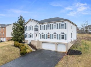 23 Giant Oak Dr, Baden, PA