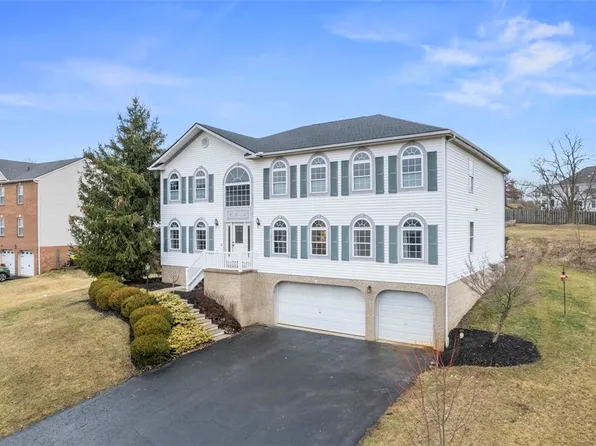 23 Giant Oak Dr, Baden, PA 15005
