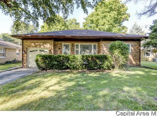 2305 S Walnut St, Springfield, IL 62704