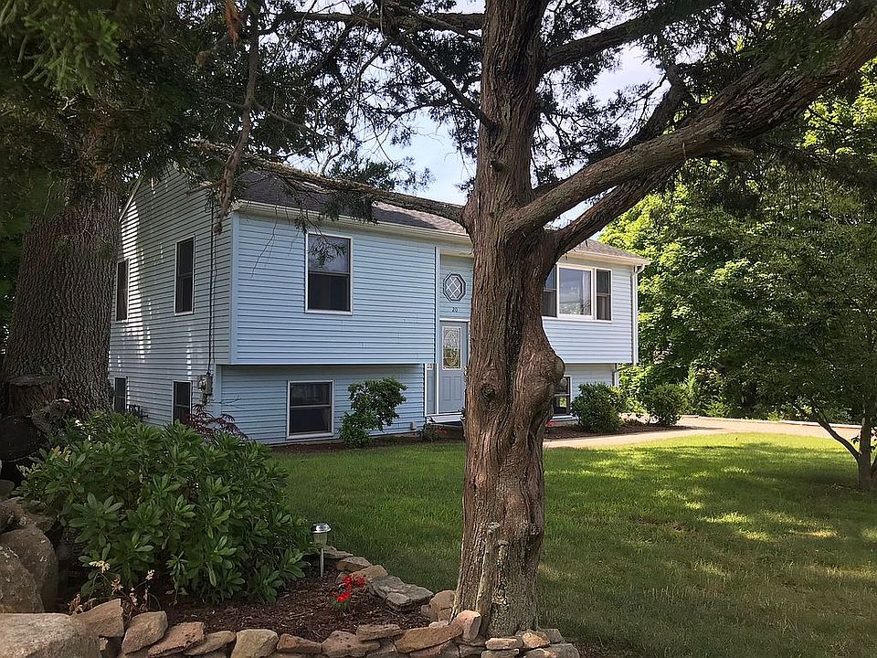 20 State Street , Westerly