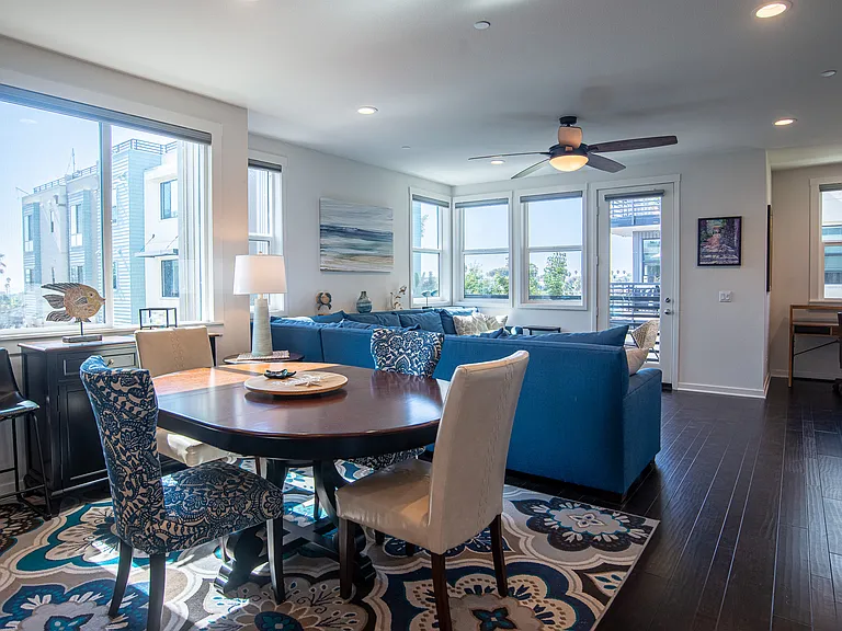1562 Vista Del Mar Way #1 — Photo 10