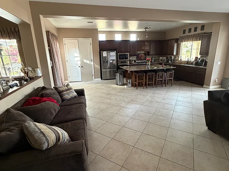 6211 Raindrop Pl — Photo 1