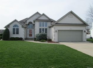 3690 Culpepper Dr, North Tonawanda, NY 14120