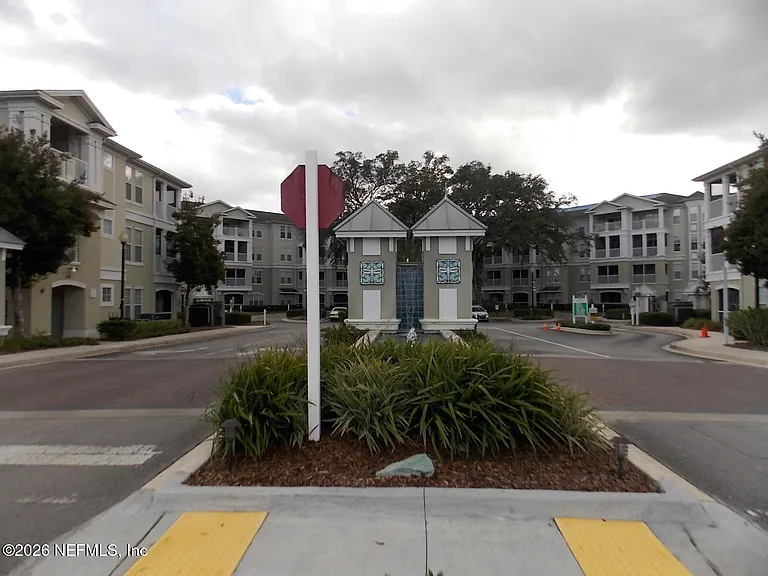 8290 Gate Pkwy W #916 — Photo 8