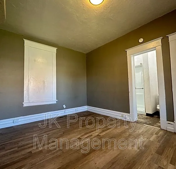 602 2nd Ave S — Photo 4