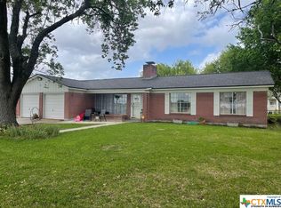 95 Seakist Rd, Port Lavaca, TX 77979