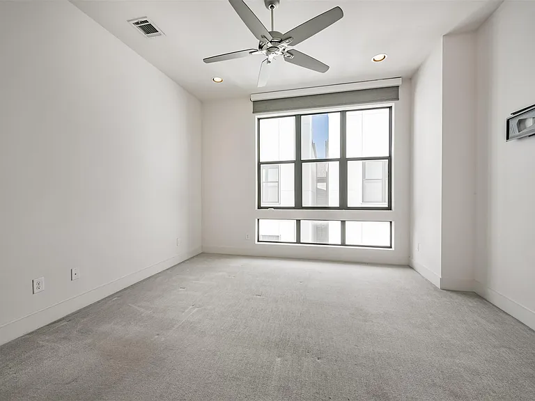 2824 Clay St — Photo 24