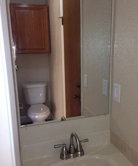 1/2 Bath perfect for your guests
