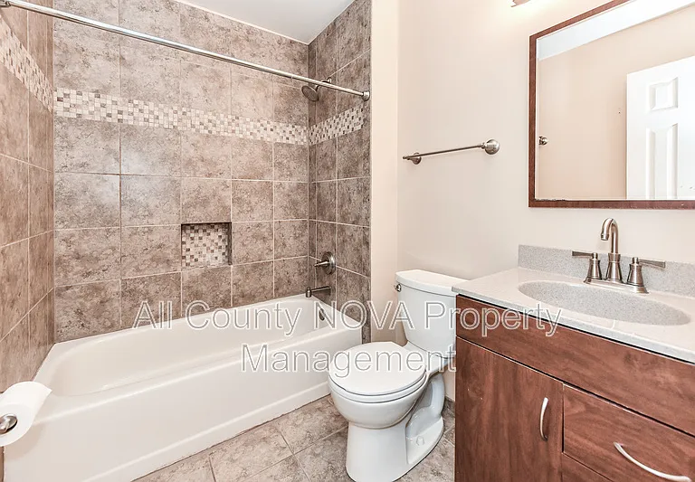 6006 Kelsey Ct — Photo 17