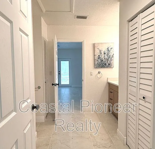 18306 Crawley Rd — Photo 21