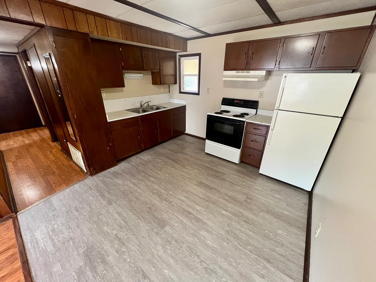 1 bed, 600 sqft, $650 — Photo 2