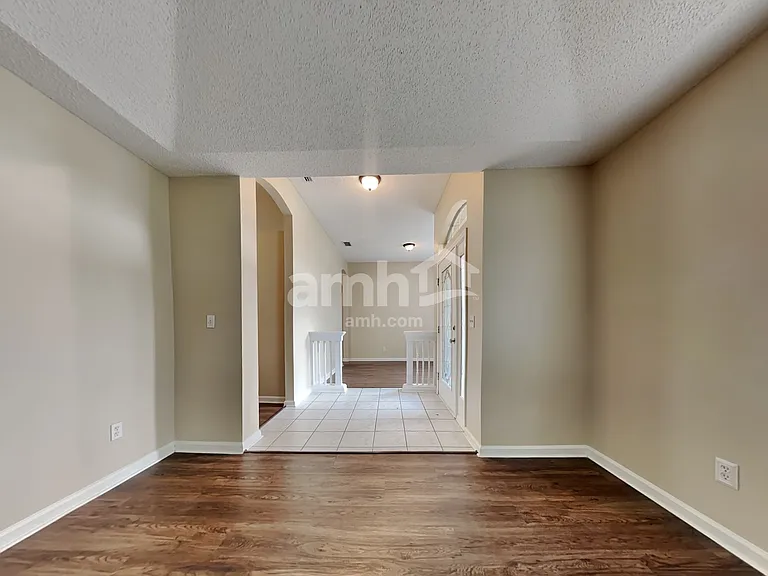 334 Turtle Dove Dr — Photo 3