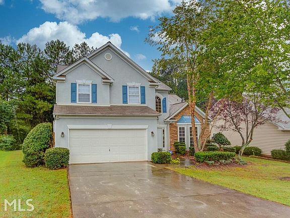 2nd image of 105 Rosemary Pl