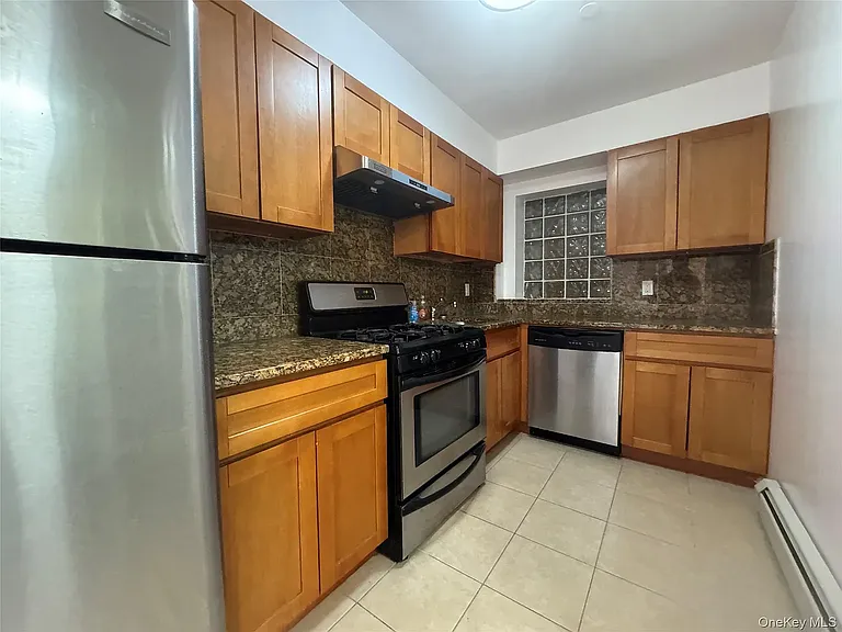 14105 Cherry Ave #8A — Photo 5