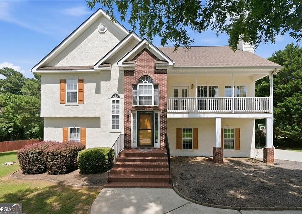 1st image of 139 Lost Forest Dr