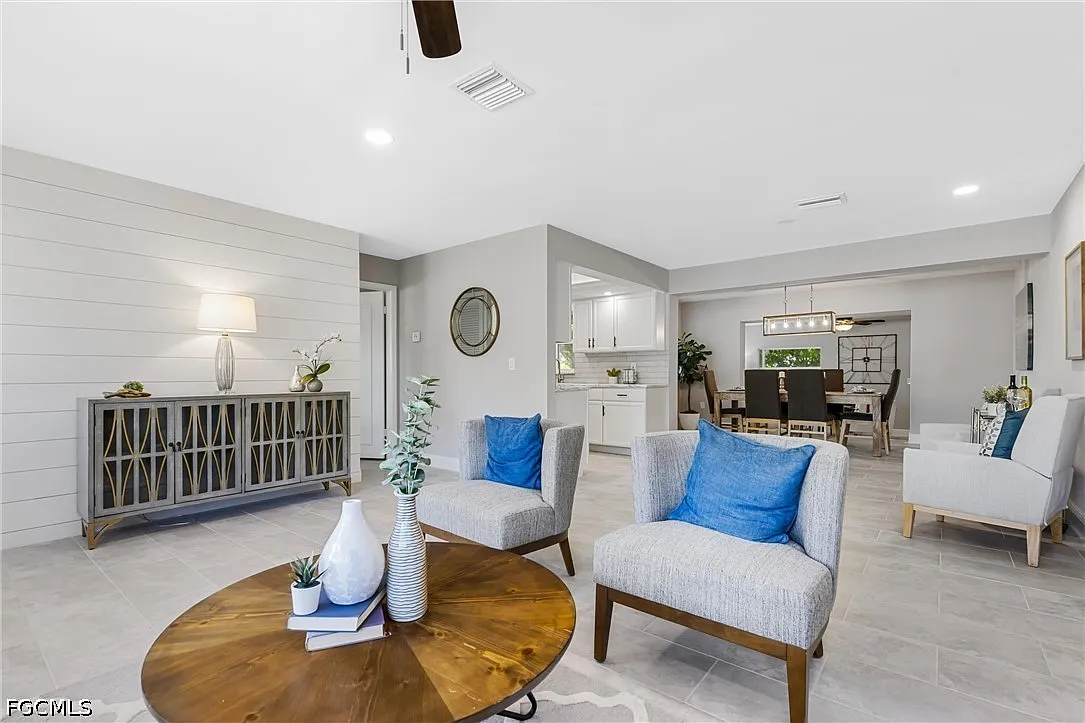 4 bed, 2.0 bath, 1661 sqft, $2,600 — Photo 4