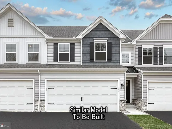 170 Emma Cir Lot 103, Harrisburg, PA 17112