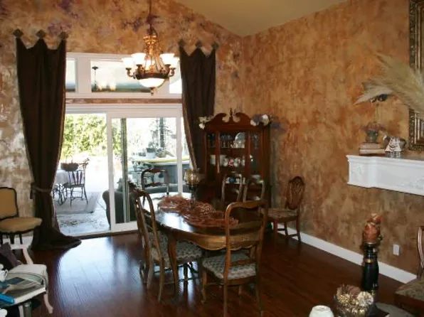 494 Nicolas Rd, Temecula, CA 92591