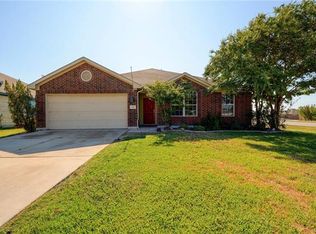 100 Edison Dr, Hutto, TX 78634