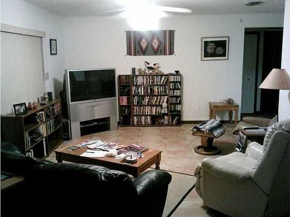 3rd image of 858 E Fairbairn Dr
