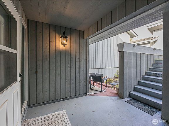 5th image of 6910 Woodlands Way