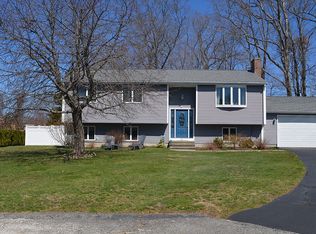 40 Sandy Way, Cumberland, RI 02864