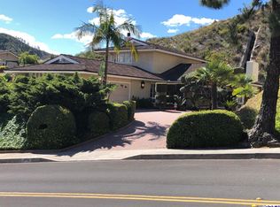 1536 Sunshine Dr, Glendale, CA 91208