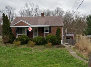 2970 Ridge Ave, Hebron, KY 41048