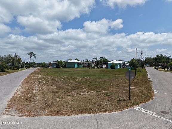 4th image of 2616 Mound Ave