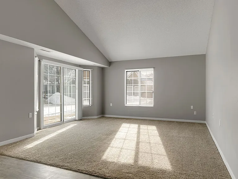 Woodlane Place Townhomes — Photo 14