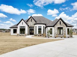 3100 Lava Ln, Benton, AR 72019